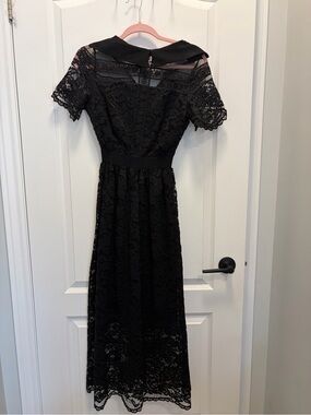 Vanessa Scott Black Lace Collar Midi Cocktail Dress – Size Small